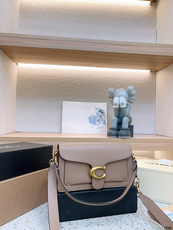 LO - CCH Bags - 020