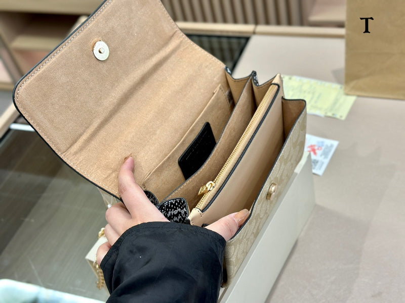 LO - CCH Bags - 032