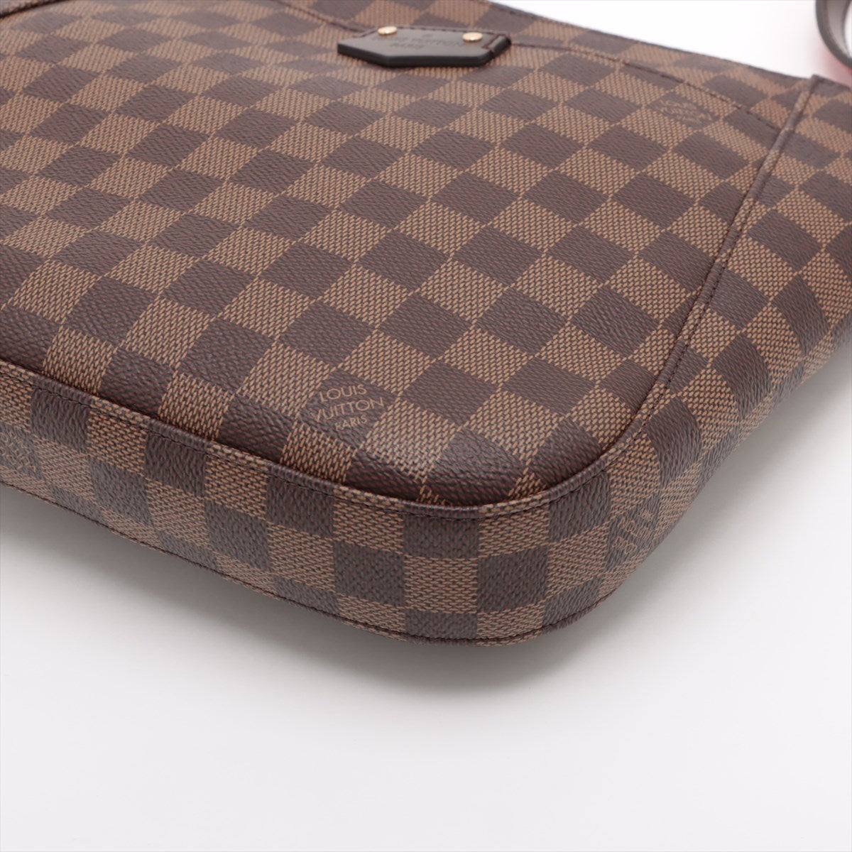 LO-LV bags 1906