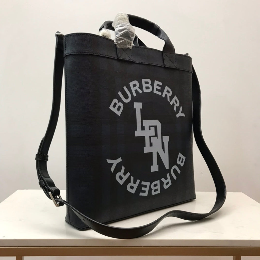 B-Berry - BB  Logo Graphic ConTLM -tible Tote London Check Canvas Large For Men, Bags 15in/38LO