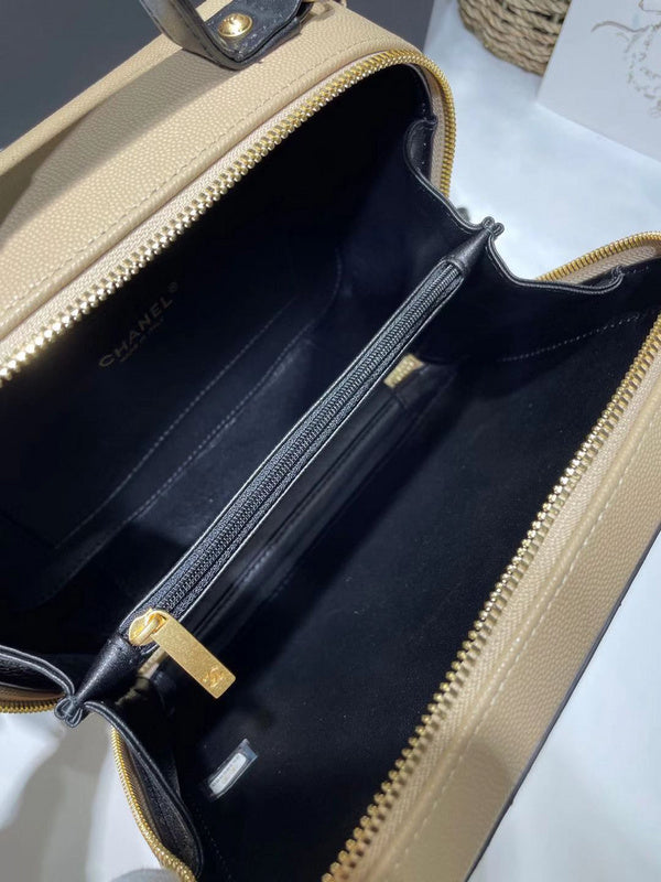 Lusso Official -  CHL BAGS  - 711
