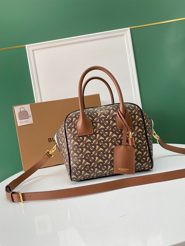 LO - B-BERRY BAGS - 018