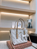 LO - CCH Bags - 225
