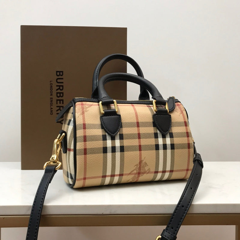 LO - B-BERRY BAGS - 590