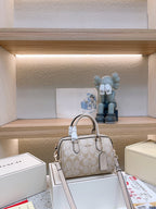 LO - CCH Bags - 104
