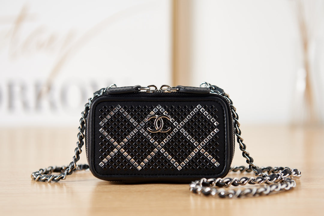 CHL -  Crystal Small Vanity with Chain Black/SilLusso Official - Bag For Women 10LO/4in