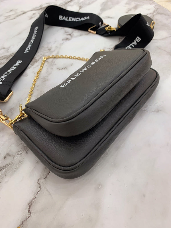 LO BAGS - BGA BAGS - 690