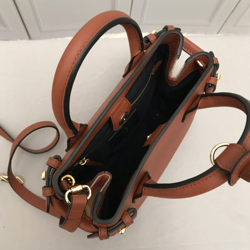 LO - B-BERRY BAGS - 557