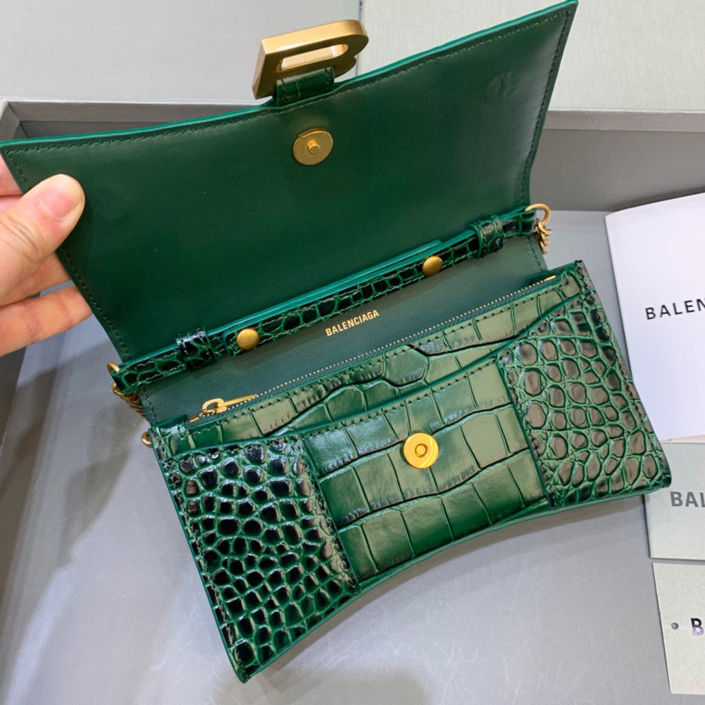 BLN-Ciaga Hourglass Wallet On Chain in Dark Green, For Women,  Bags 7.6in/19LO 6560501LRGM3011