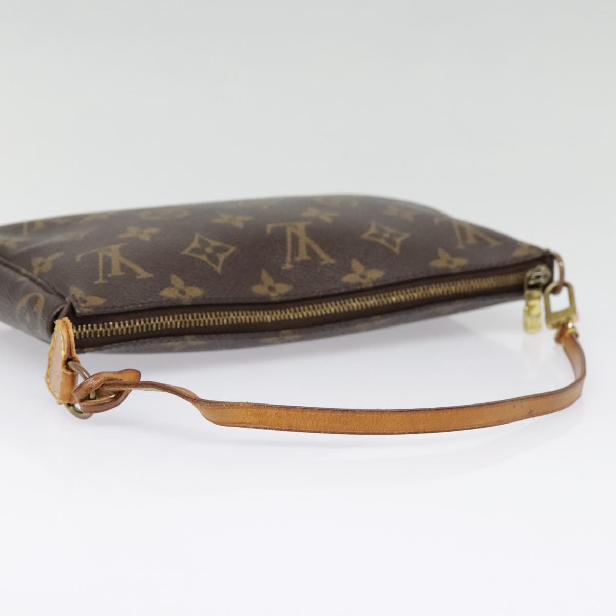 LO-LV bags 1598
