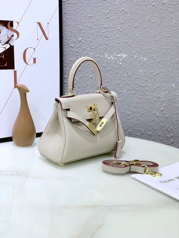 LO - HRMS DESIGNER BAGS - WOMEN BAGS - 560