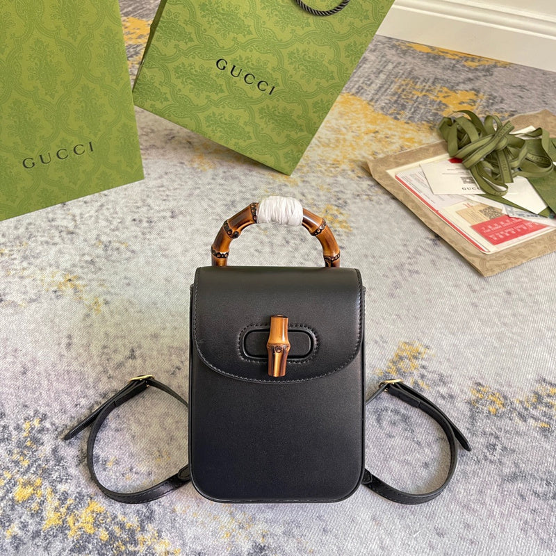 LO - GCC Bags - 1940
