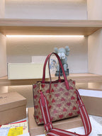LO - CCH Bags - 096