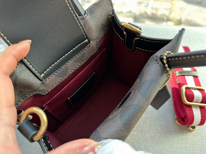LO - CCH Bags - 199
