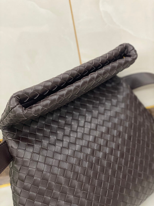 B-VENETA STYLISH HANBAGS FOR WOMEN  - 174