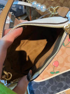 LO - CCH Bags - 116