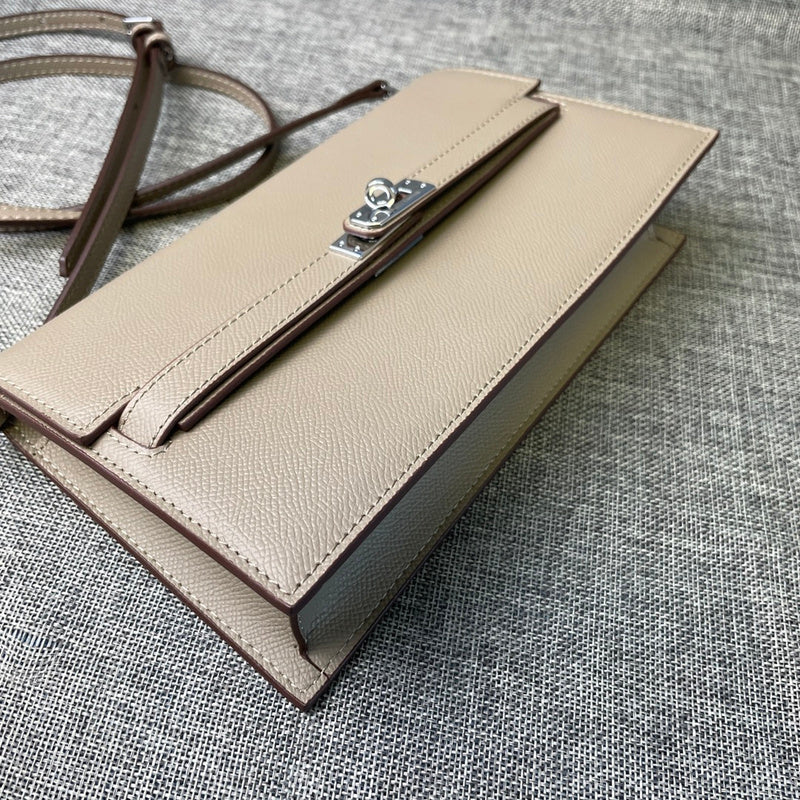 LO - HRMS DESIGNER BAGS - WOMEN BAGS - 470