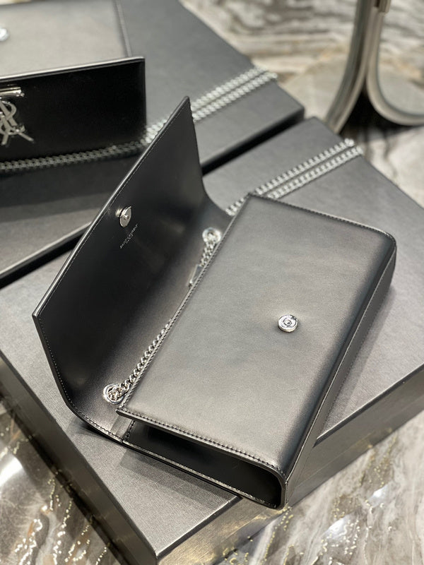 BB - YSL Bag - 1943