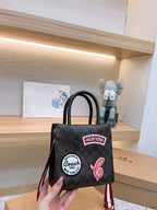 LO - CCH Bags - 441
