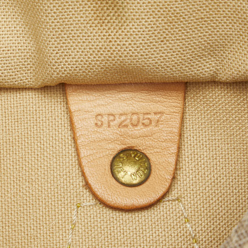 LO-LV bags 2011