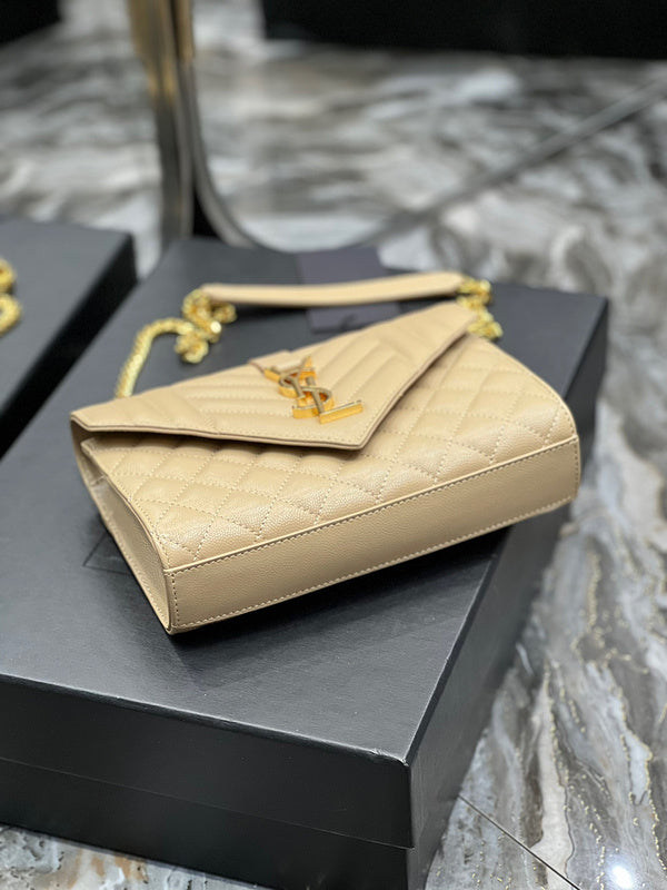 BB - YSL Bag - 1900