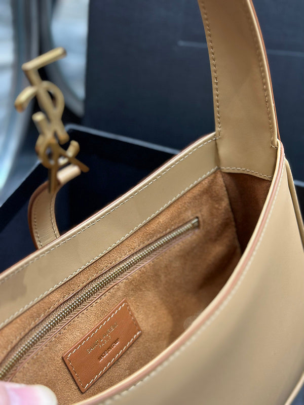 BB - YSL Bag - 2494