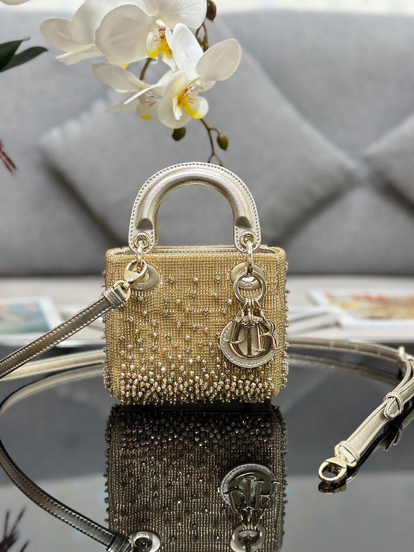 Lusso Official - DYOR BAGS - DESIGNER HANDBAGS  - 013