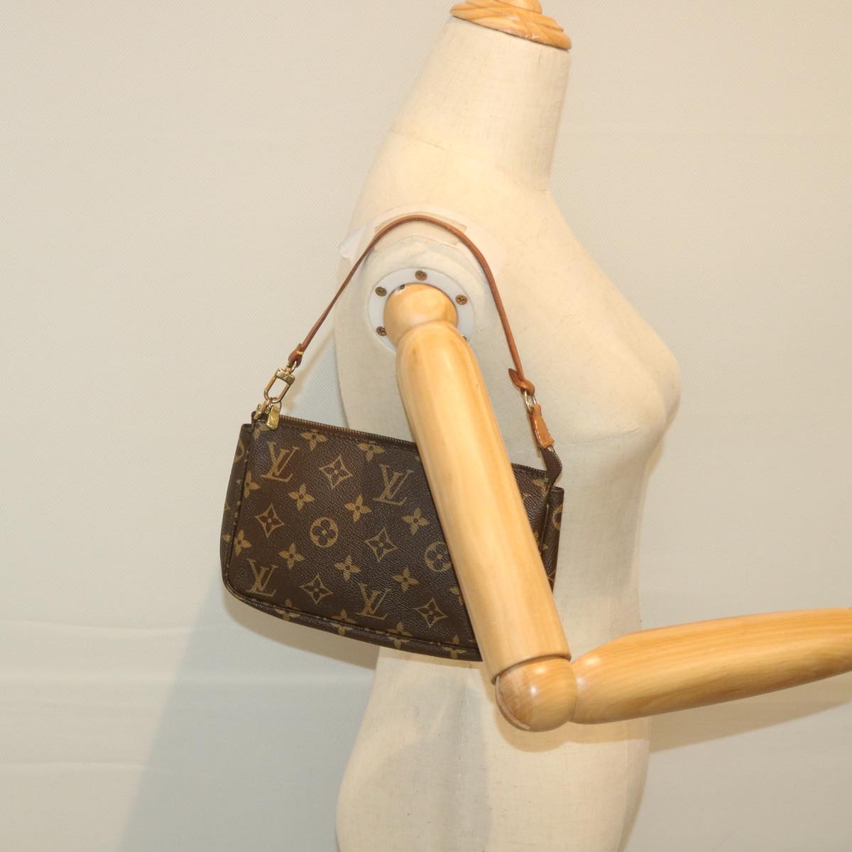 LO-LV bags 1272
