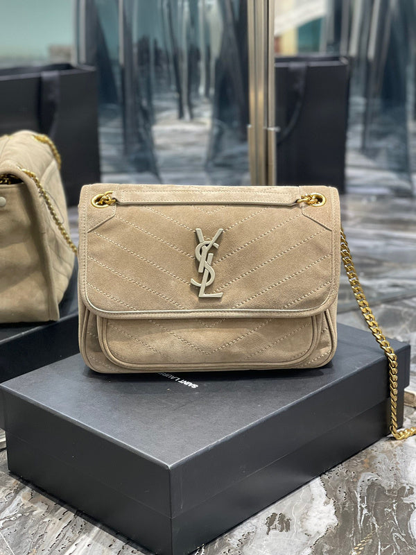 BB - YSL Bag - 3900