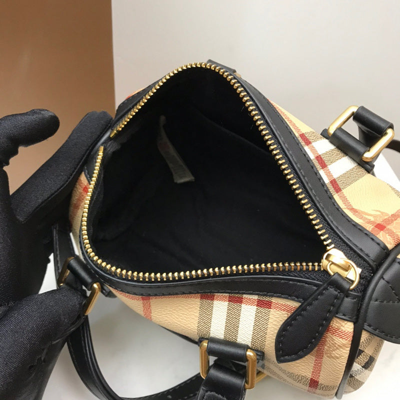 LO - B-BERRY BAGS - 590