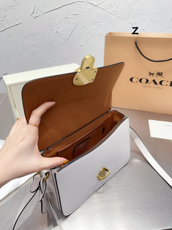 LO - CCH Bags - 382