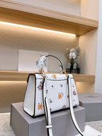 LO - CCH Bags - 334