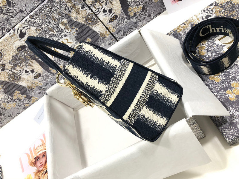 LO - DYOR   BAGS FOR WOMEN - FASHION LUXURY BAGS 178