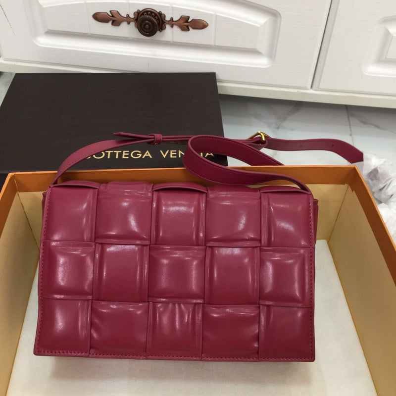B-VENETA STYLISH HANBAGS FOR WOMEN - 356