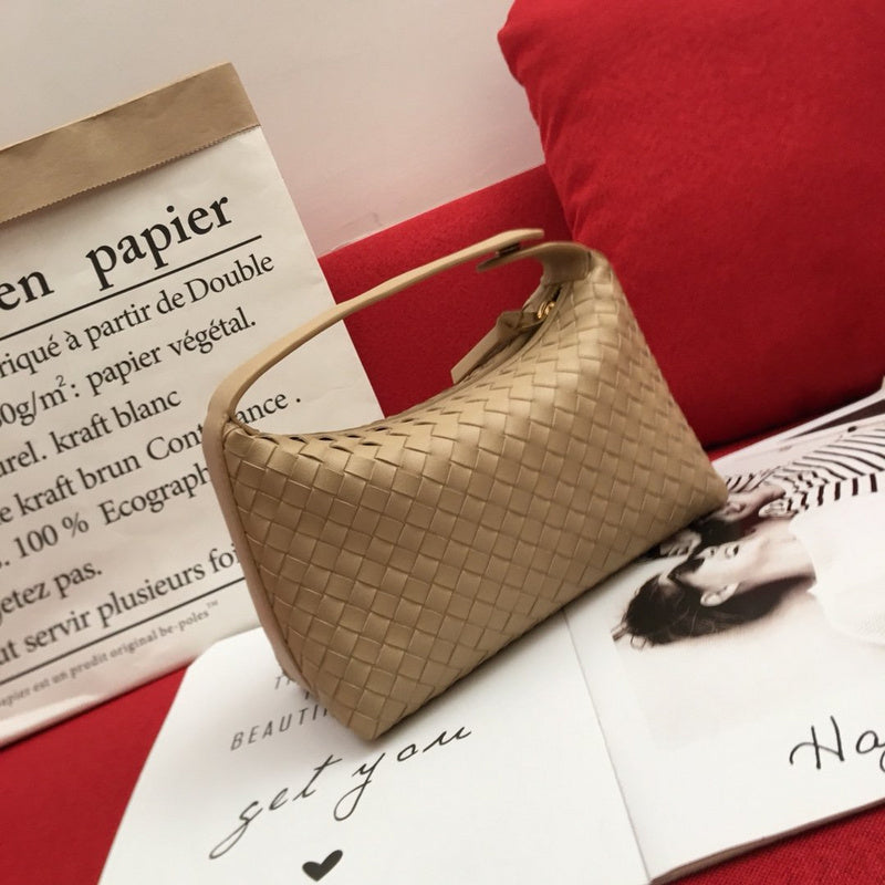 B-VENETA STYLISH HANBAGS FOR WOMEN - - 241