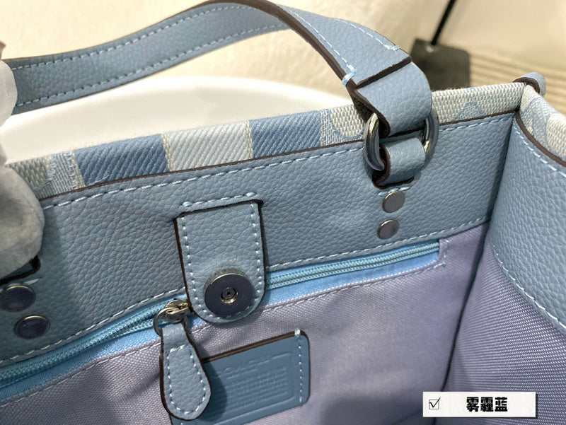 LO - CCH Bags - 084