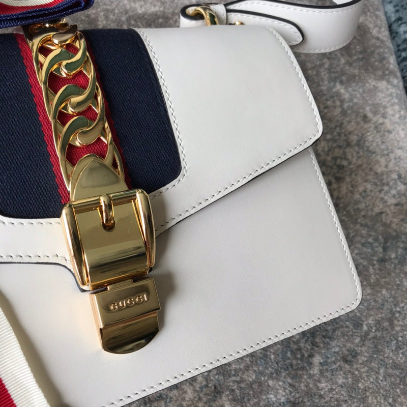 LO - GCC Bags - 6373