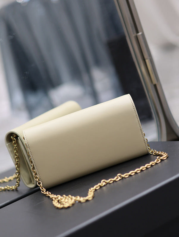 BB - YSL Bag - 1931
