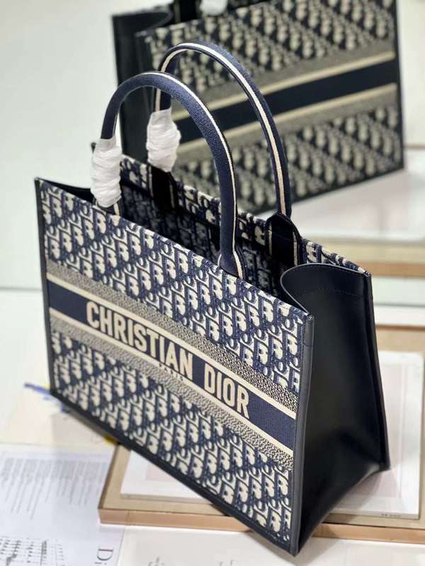 LO - DYOR   BAGS FOR WOMEN - FASHION LUXURY BAGS 028