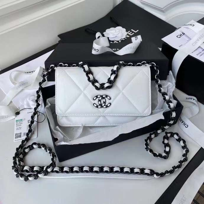 LO - CHL  BAGS FOR WOMEN - FASHION LUXURY BAGS -2009
