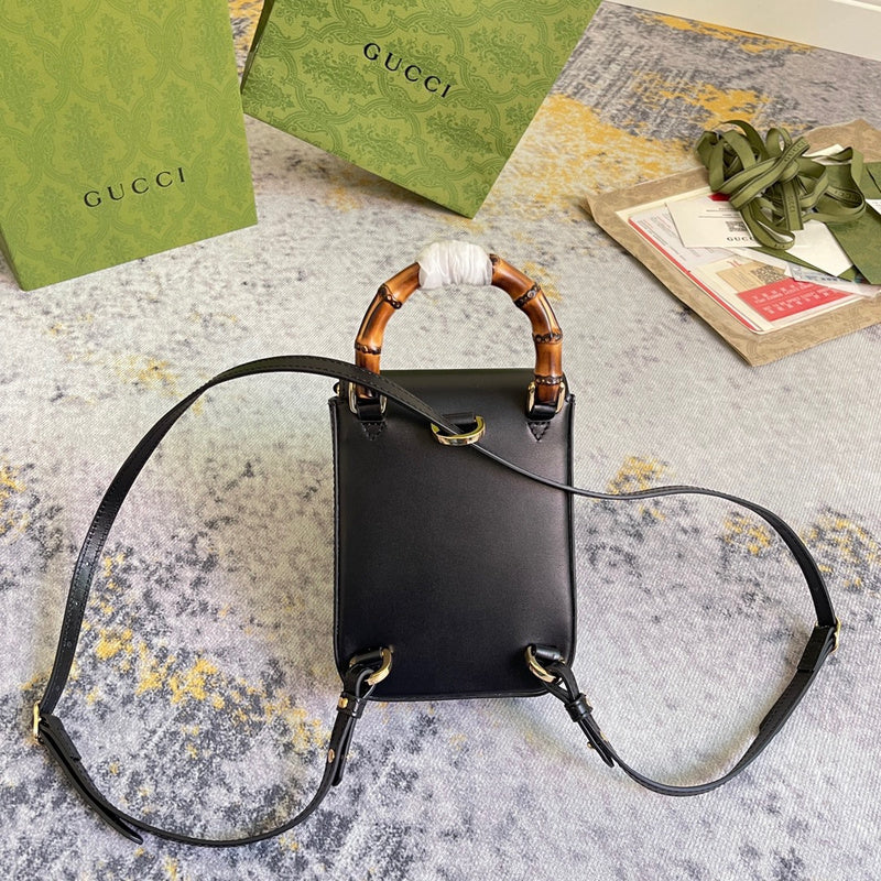 LO - GCC Bags - 1940