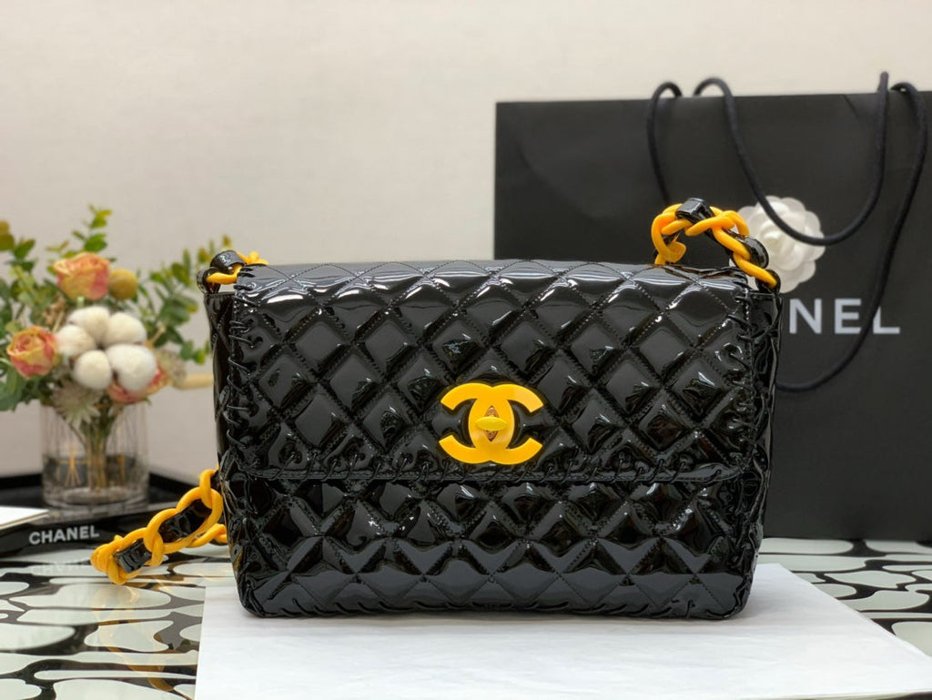 CHL - Vinyl Classic Black and Yellow Shoulder bag For Women 29LO/11.5in