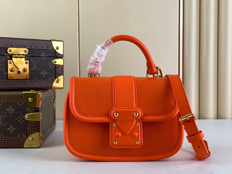 LO-LV bags 8615