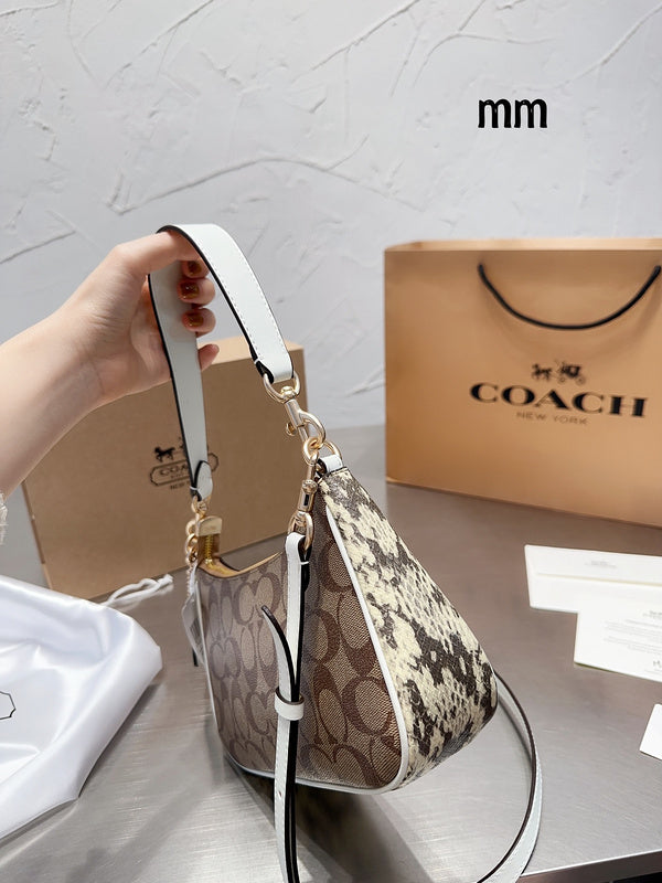 LO - CCH Bags - 197