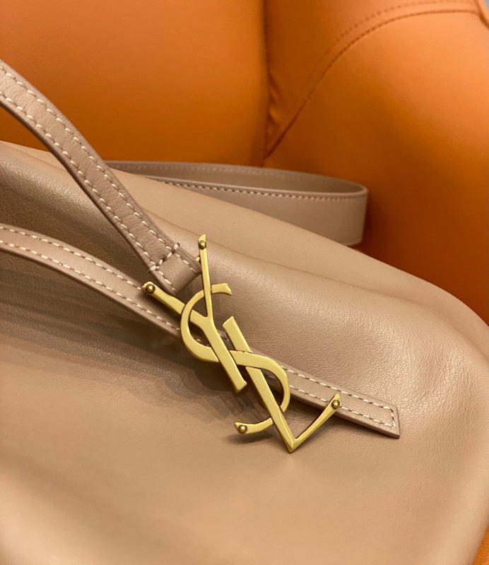 BB - YSL Bag - 2050