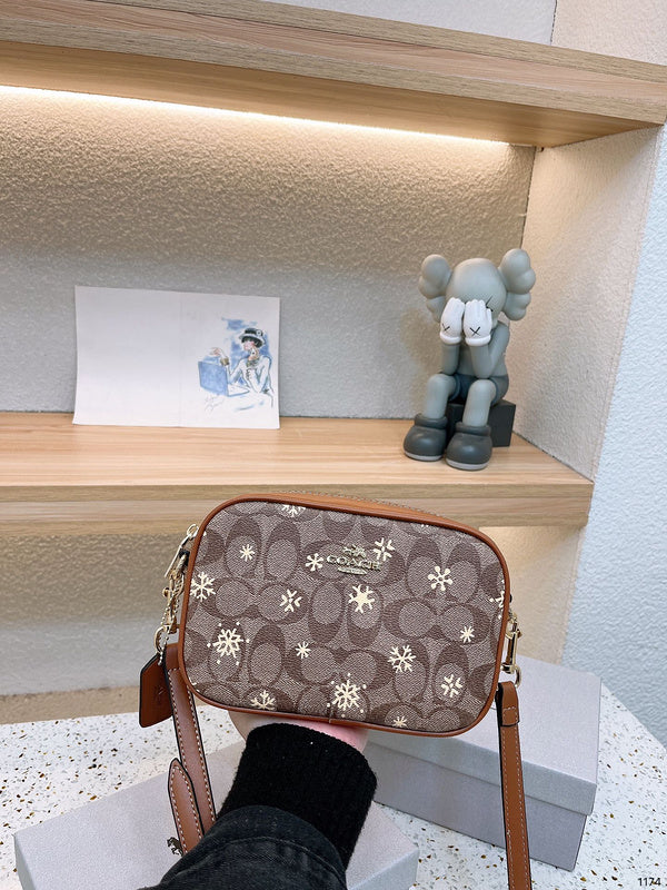 LO - CCH Bags - 374