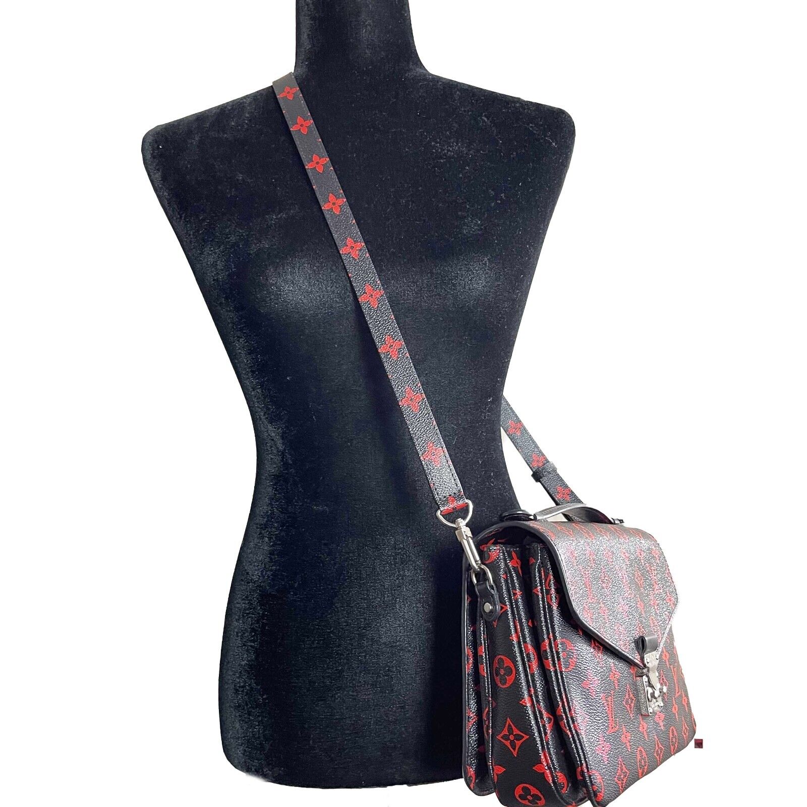 LO-LV bags 2795