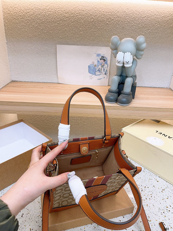 LO - CCH Bags - 026