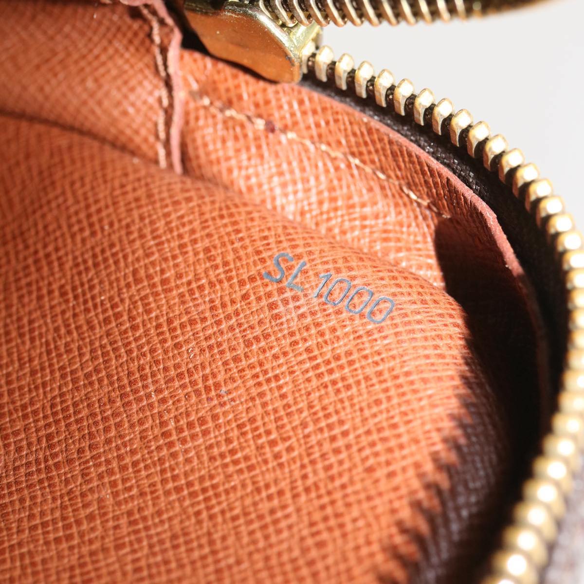 LO-LV bags 6543