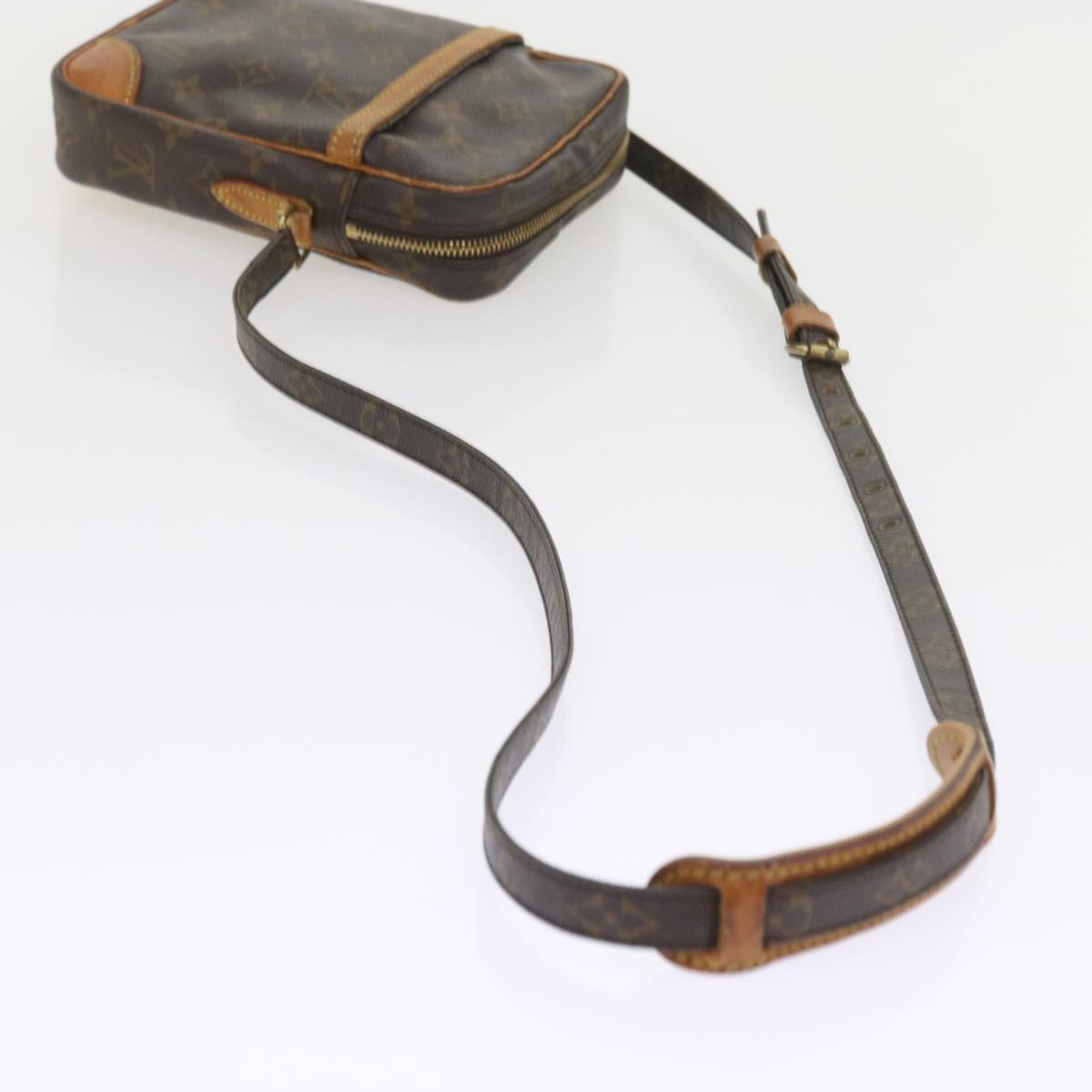 LO-LV bags 6543
